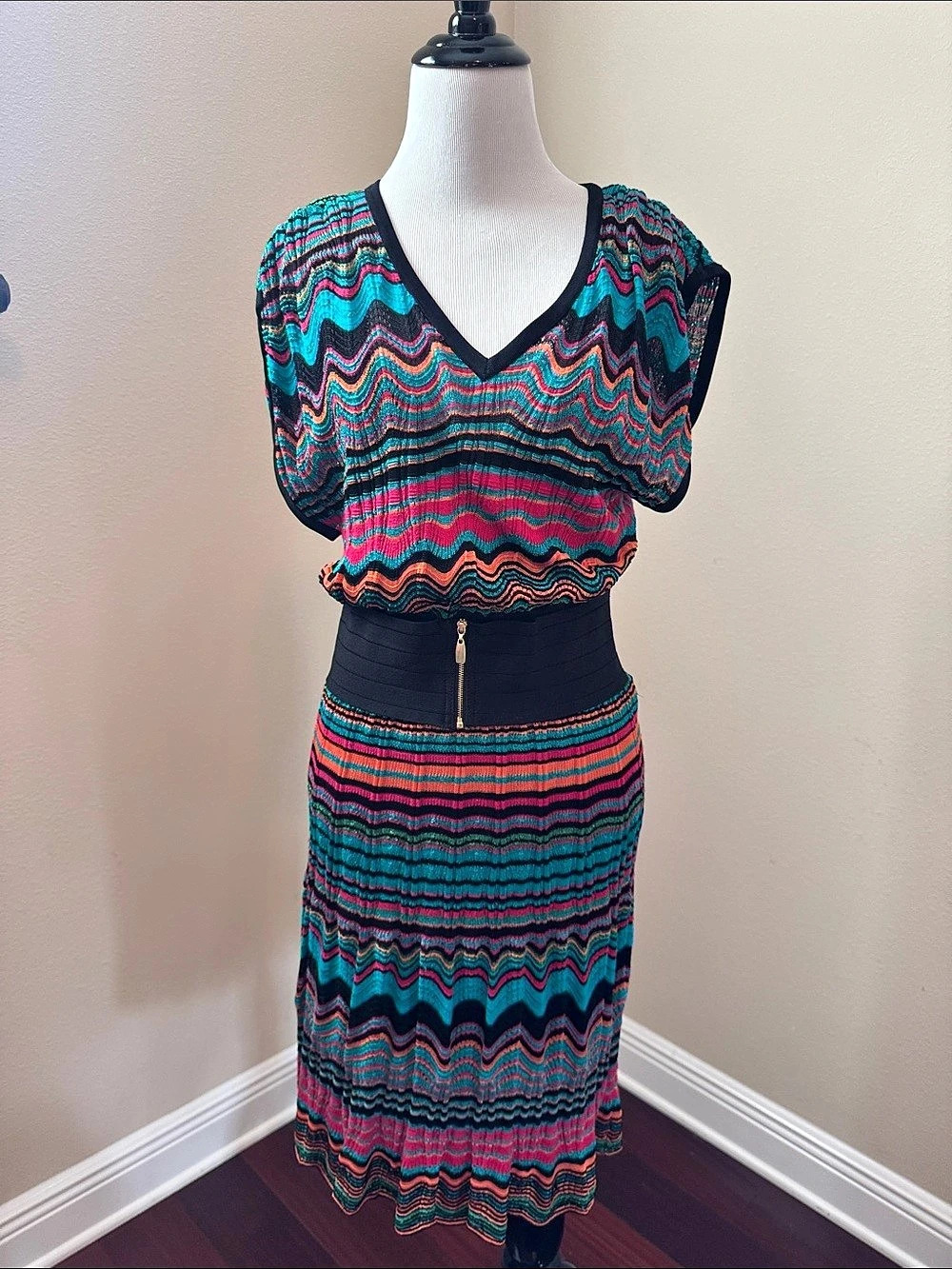 Abstract Wave Print Midi Dress